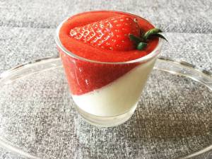 vanilias-pannacotta-eperszosszal-recept-tortaiksola-1 (12)