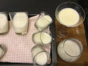 vanilias-pannacotta-eperszosszal-recept-tortaiksola-1 (3)